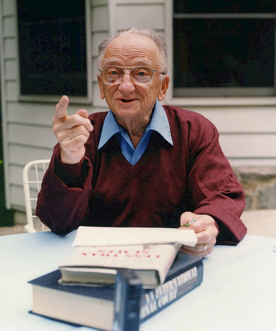 Ben Ferencz, New Rochelle, NY. June 2001. Photo by Holeer Keifel.