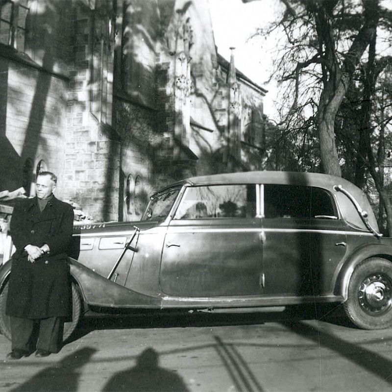 Maybach car with a driver in Berlin, Thanksgiving Day 1946
